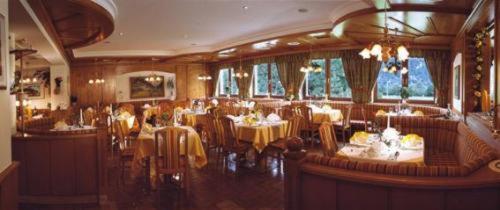 Alpin-Hotel Schrofenblick Mayrhofen Exterior foto